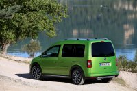 volkswagen-cross-caddy