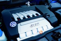 volkswagen-golf_r32_2002_motor