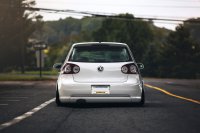 vw-volkswagen-golf-mk5-white-tuning-car