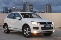 2011-volkswagen-touareg