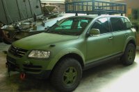 vw-touareg-army-vojensky-tuning