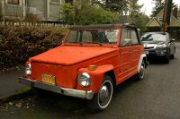 volkswagen-thing_old-parked-car