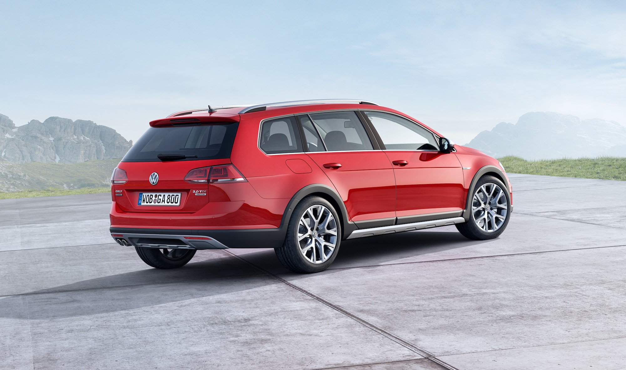 VW Golf SportWagen Alltrack 2