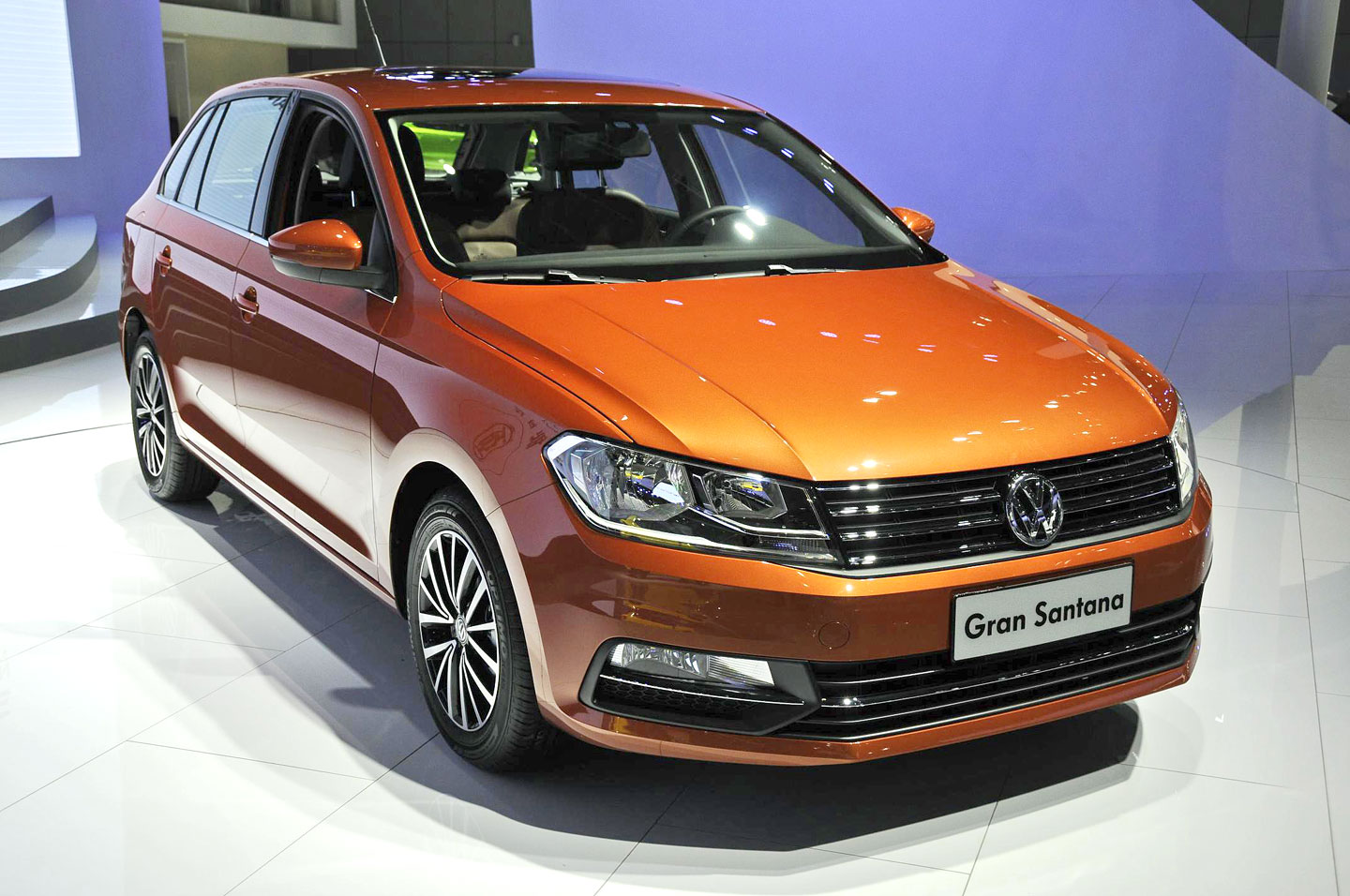 vw gran santana687