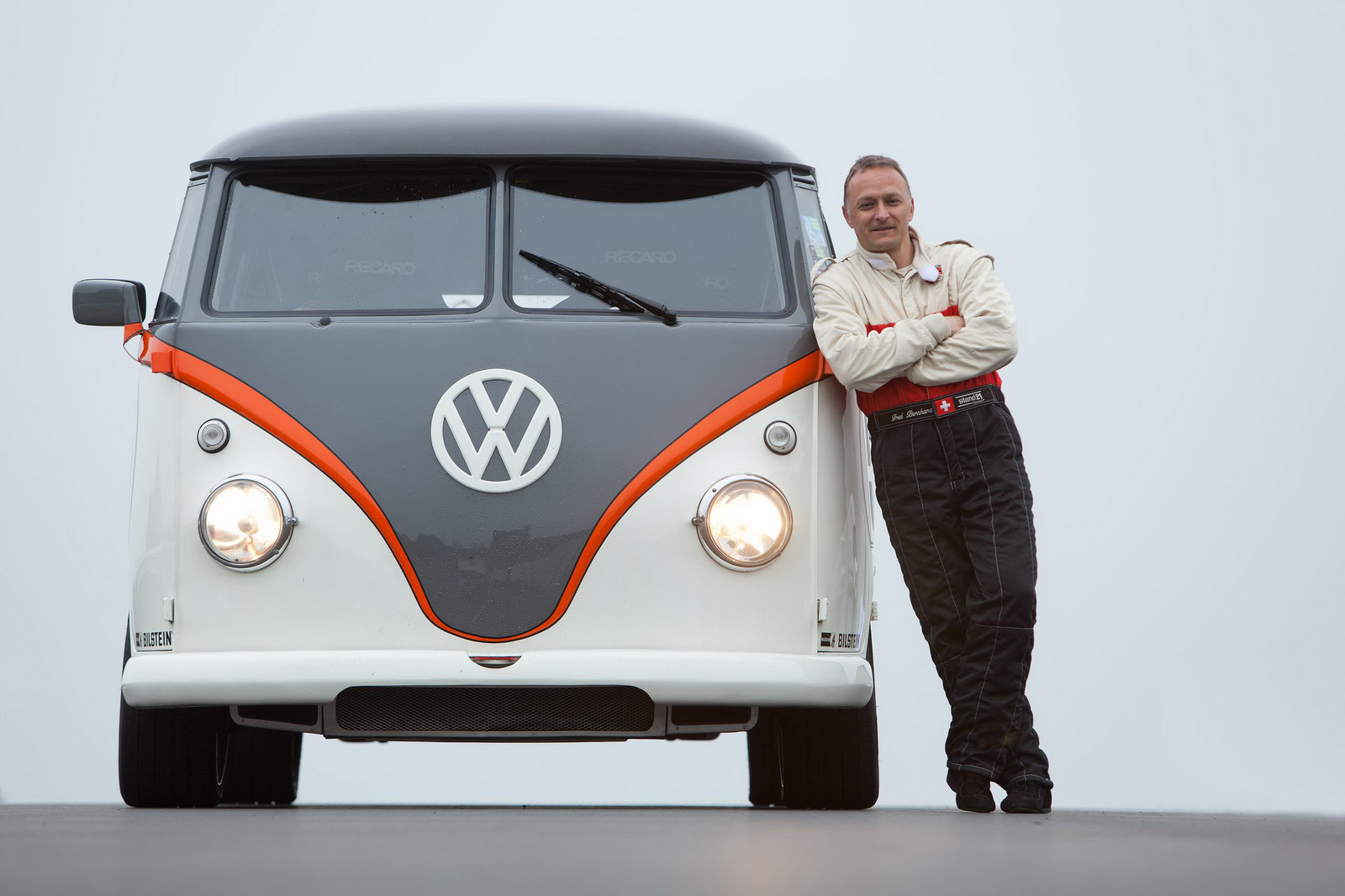 vw t1 transporter porsche race taxi 3